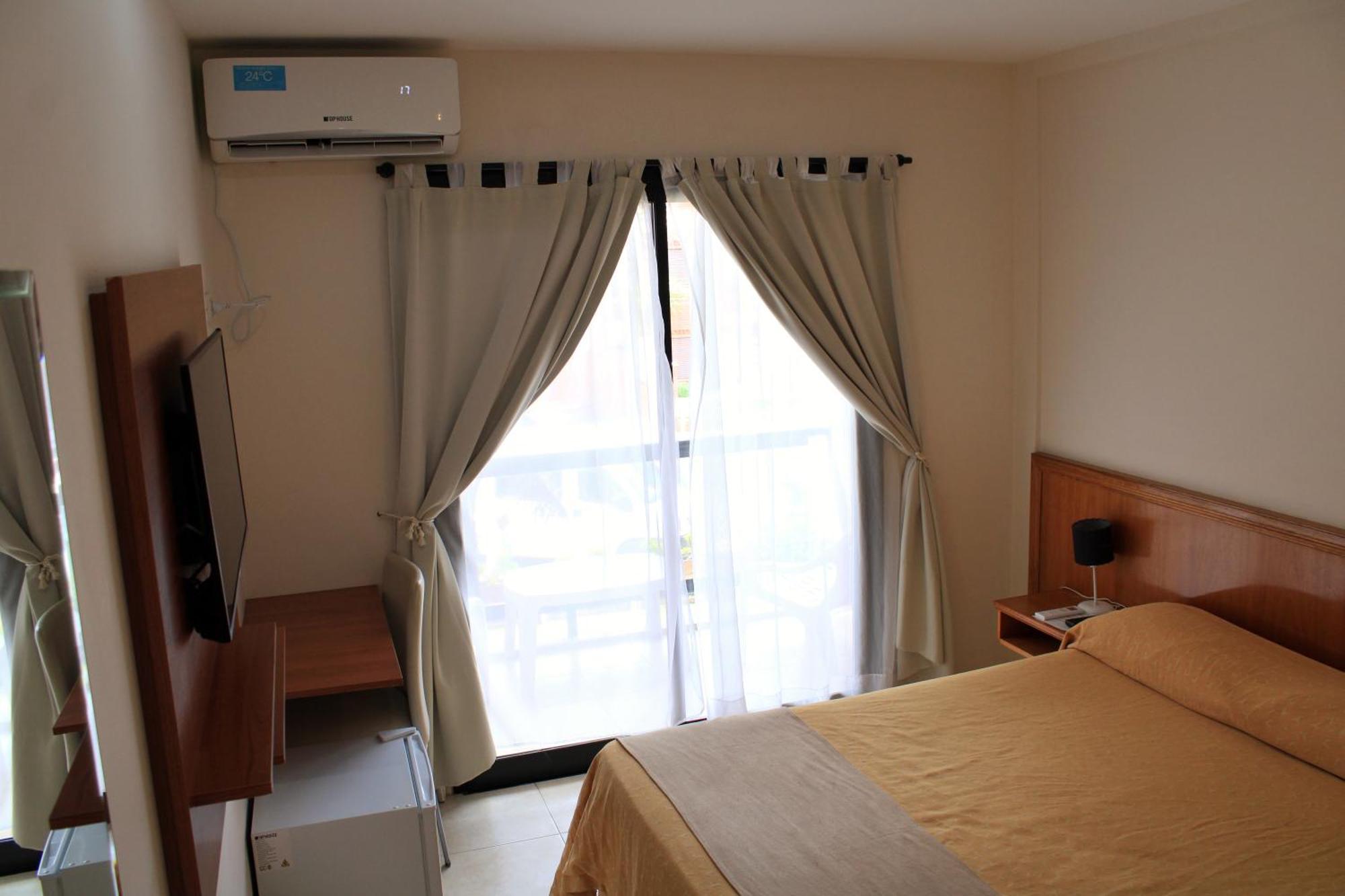 Bella Costa Hotel 3*